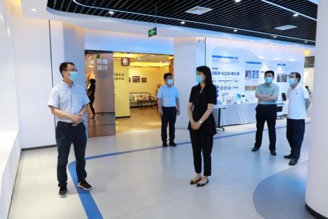 河南省人社廳就業促進局副局長謝攀一行蒞臨設計城調研