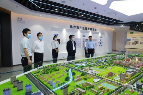 【園區(qū)動態(tài)】河南省委編辦主任王付林一行蒞臨設計城參觀考察